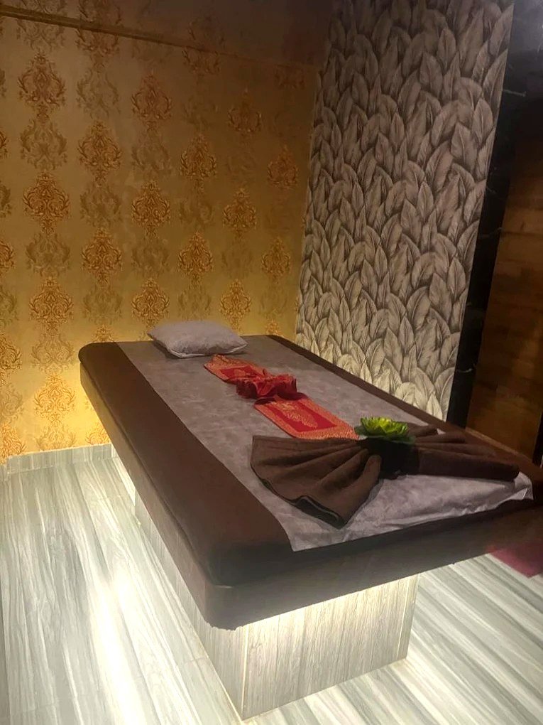 Natural Body Spa interior and treatment room in Vashi, Navi Mumbai